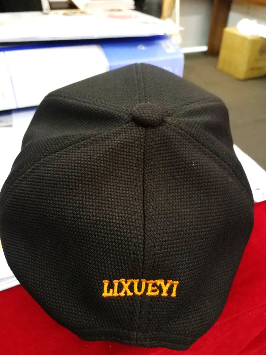 涂鴉也能自動(dòng)生成版帶刺繡